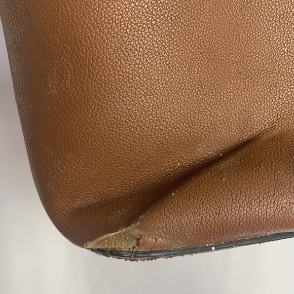 GUESS BROWN SHOULDER BAG - Picture 10 of 16